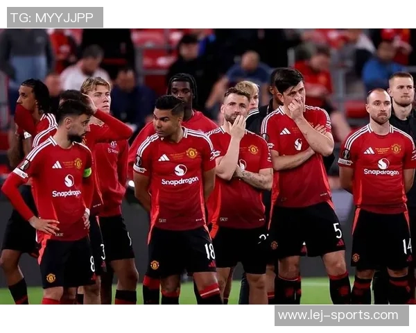 欧联杯惊天冷门曼联5-0狂胜波尔图引发全场震撼